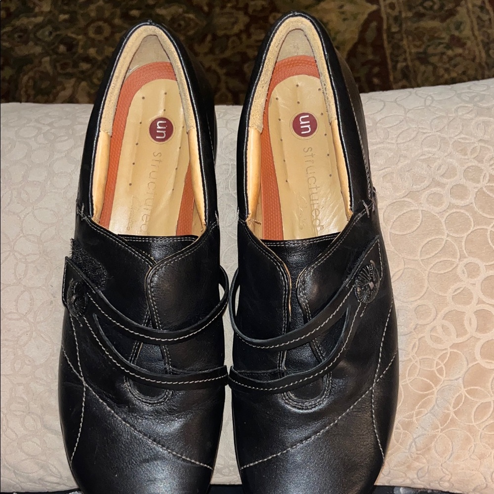 Black Leather Slip-On Flats name Unstructured by Clark